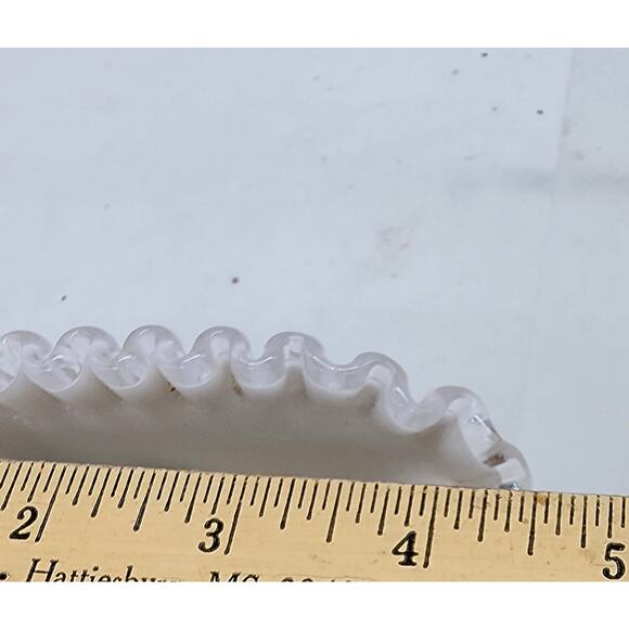 Vintage Fenton 36 Silvercrest Fan Vase Hand Decorated - Picture 6 of 7